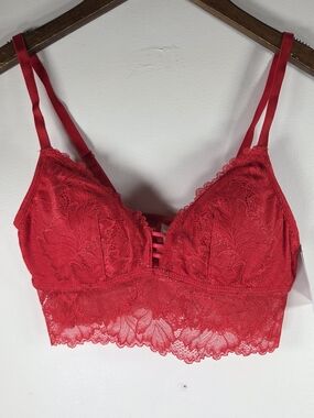 🆕️ Auden Red Floral Lace Lightly Lined Longline Bralette